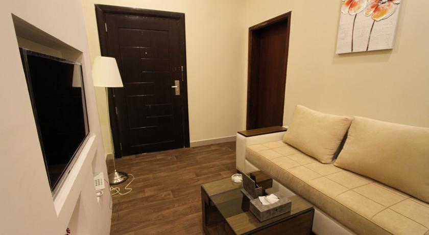 Terhal Hotel Suites Ha'il Bilik gambar