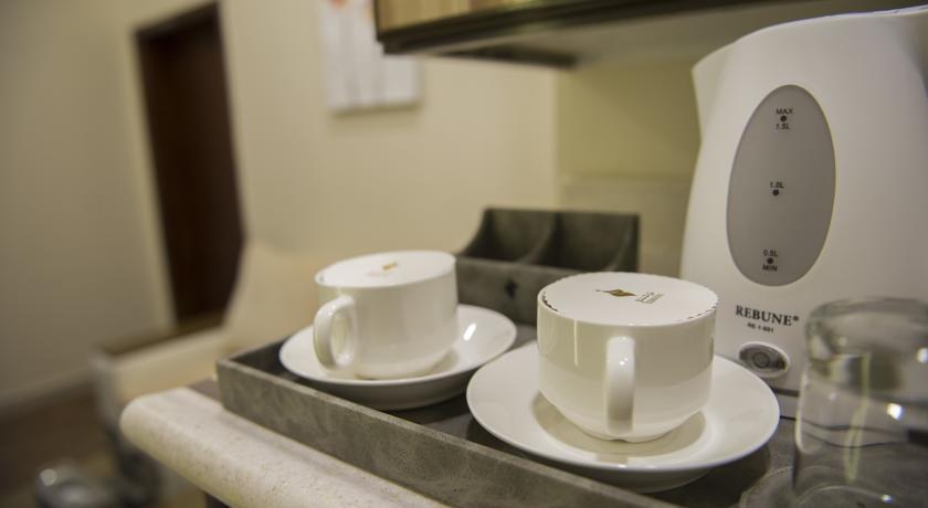 Terhal Hotel Suites Ha'il Bilik gambar